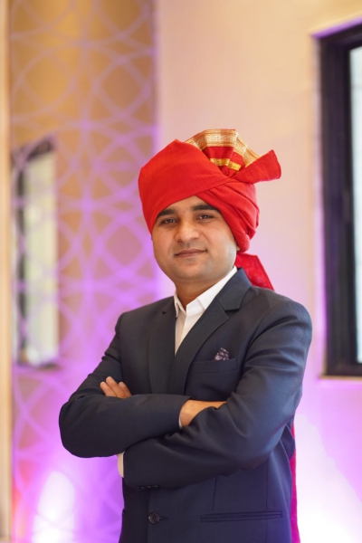Mr. Mohan Bhong https://mohanfinancialnagpur.in/assets/organizations/7710/7710_about_image.jpeg